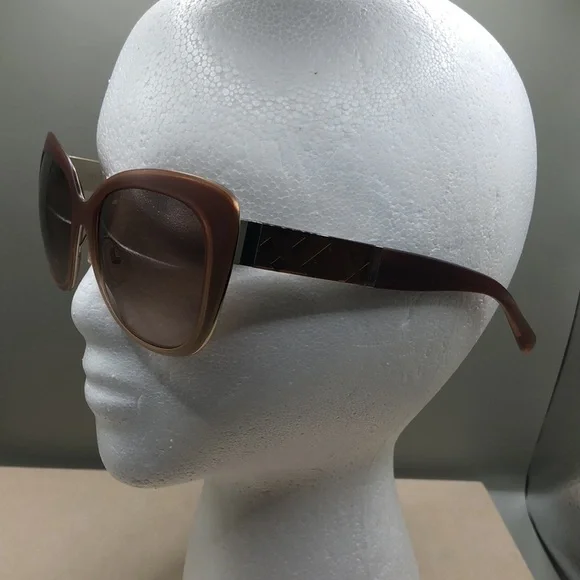 Burberry Sunglasses B 3088 Gradient Oversized Cat Eye - Picture 9 of 9
